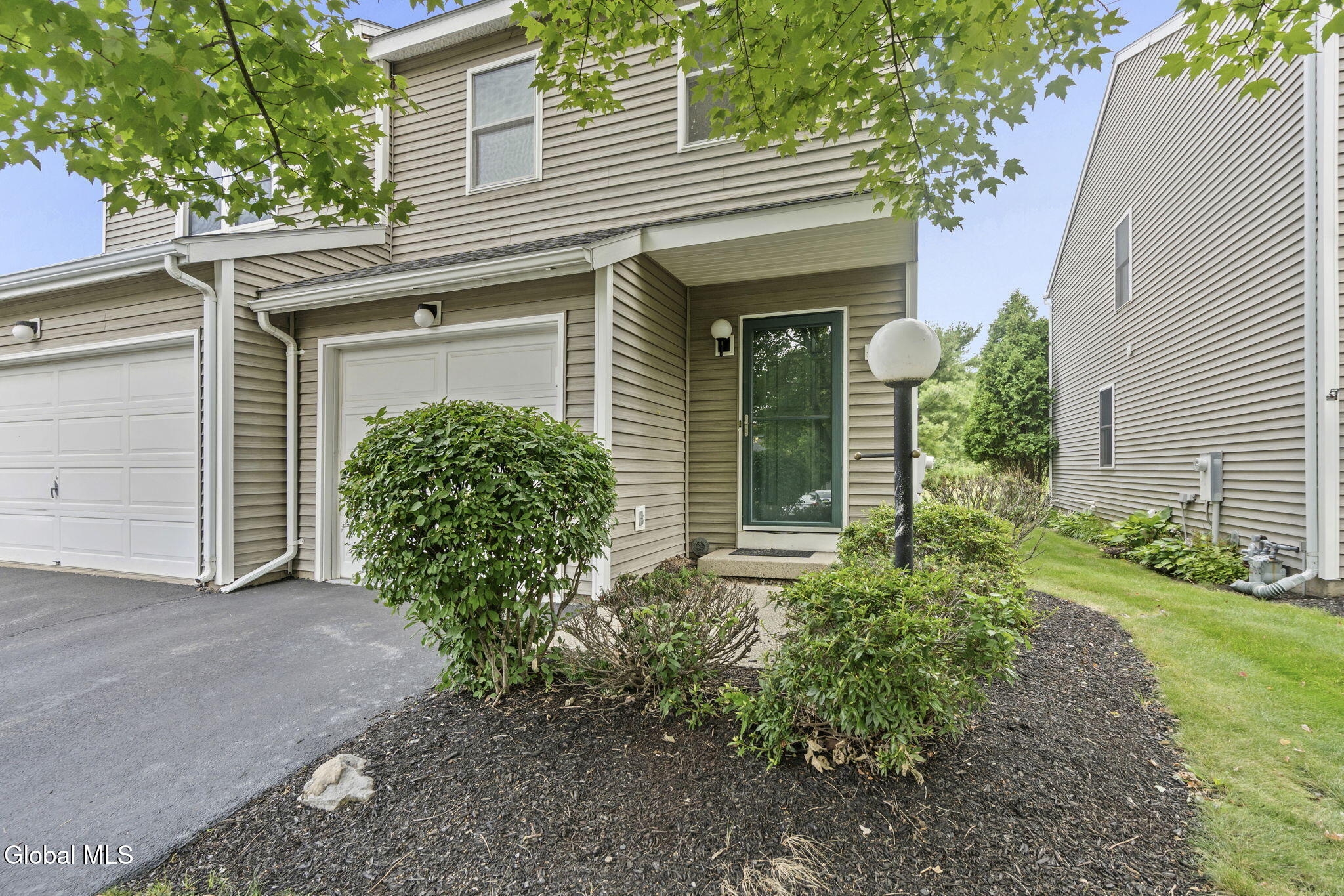 147 Harvard Road Watervliet NY 12189