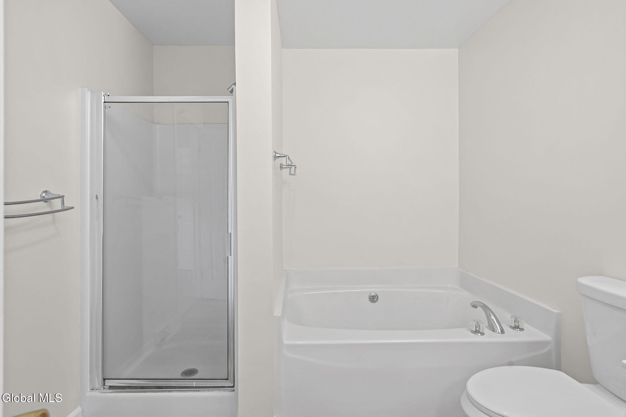 147 Harvard Road Watervliet NY 12189