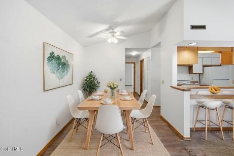 214 Monmouth Way Halfmoon NY 12065