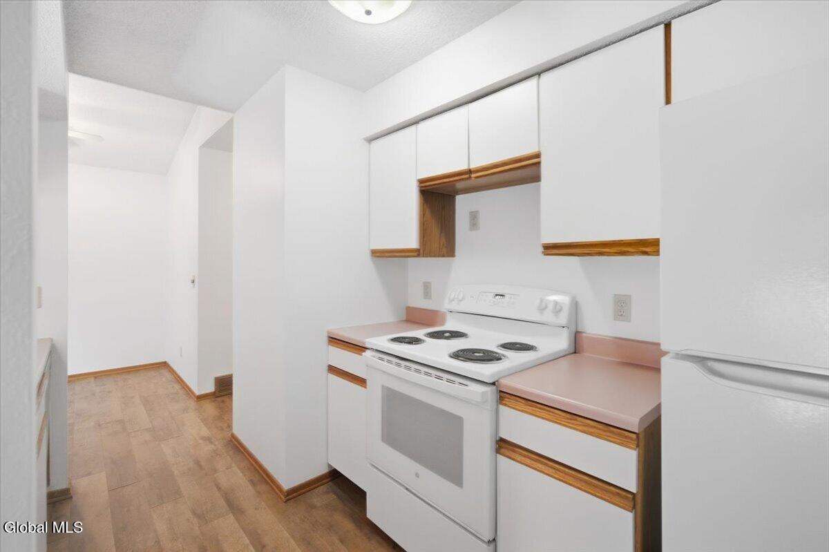 214 Monmouth Way Halfmoon NY 12065