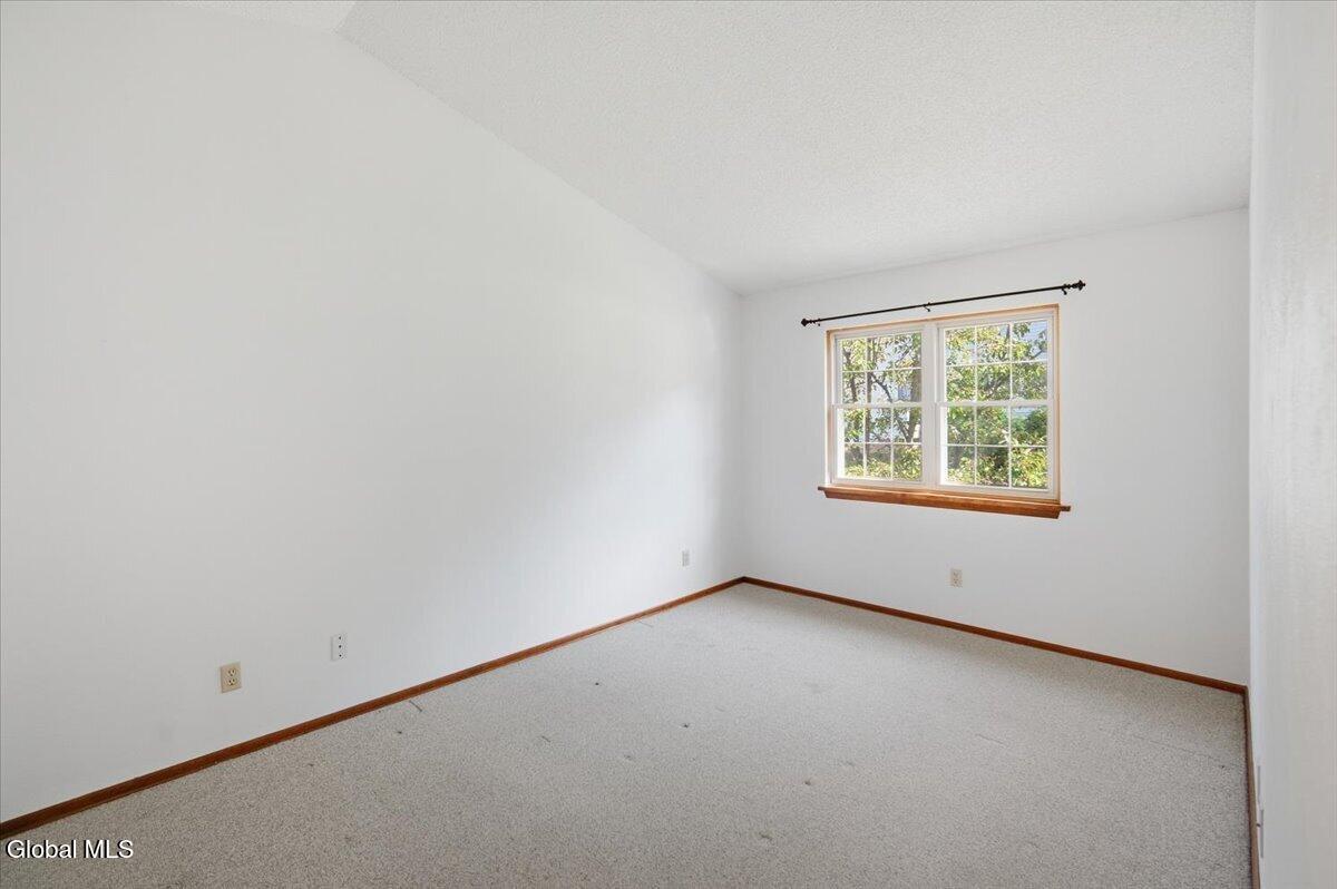 214 Monmouth Way Halfmoon NY 12065