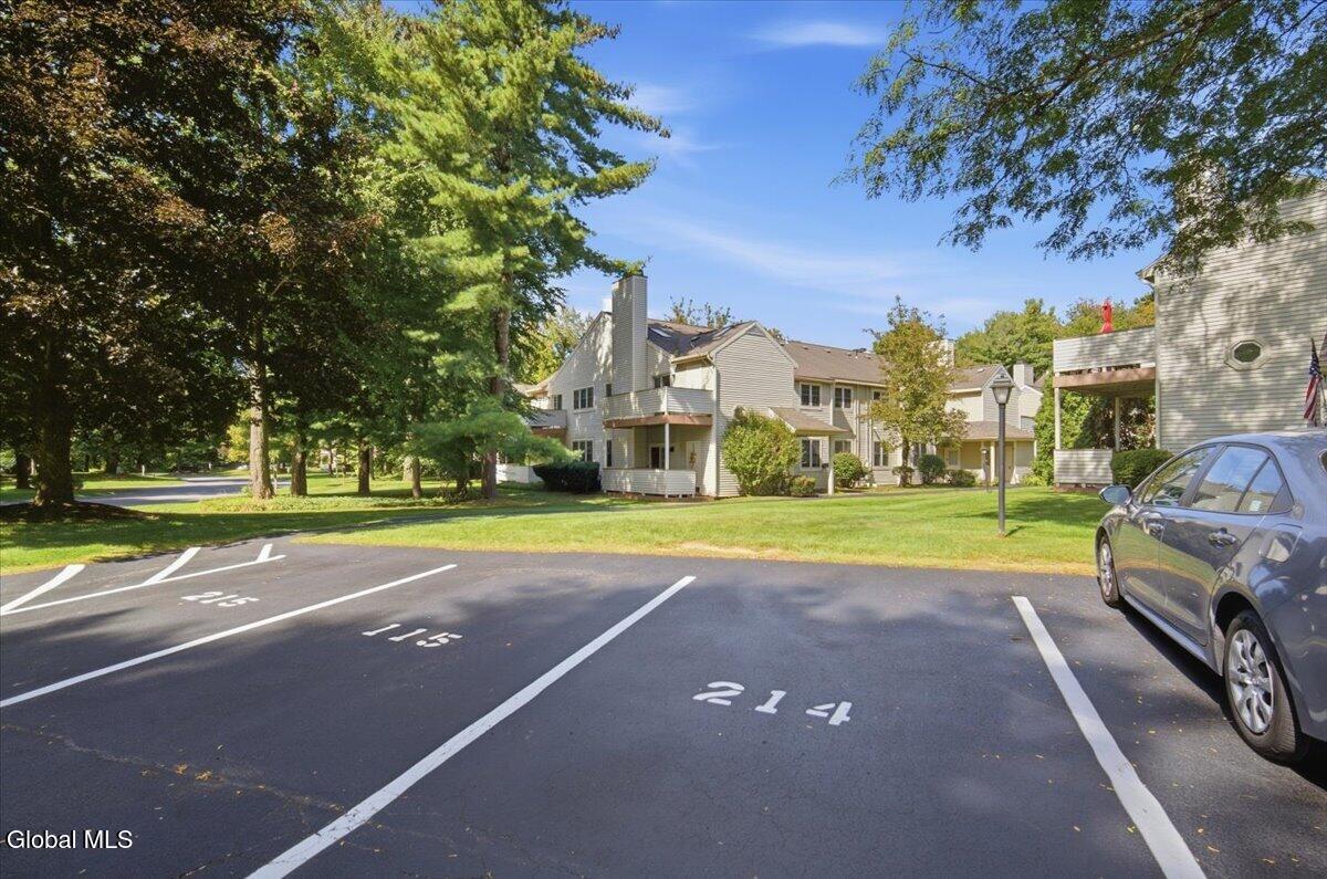 214 Monmouth Way Halfmoon NY 12065