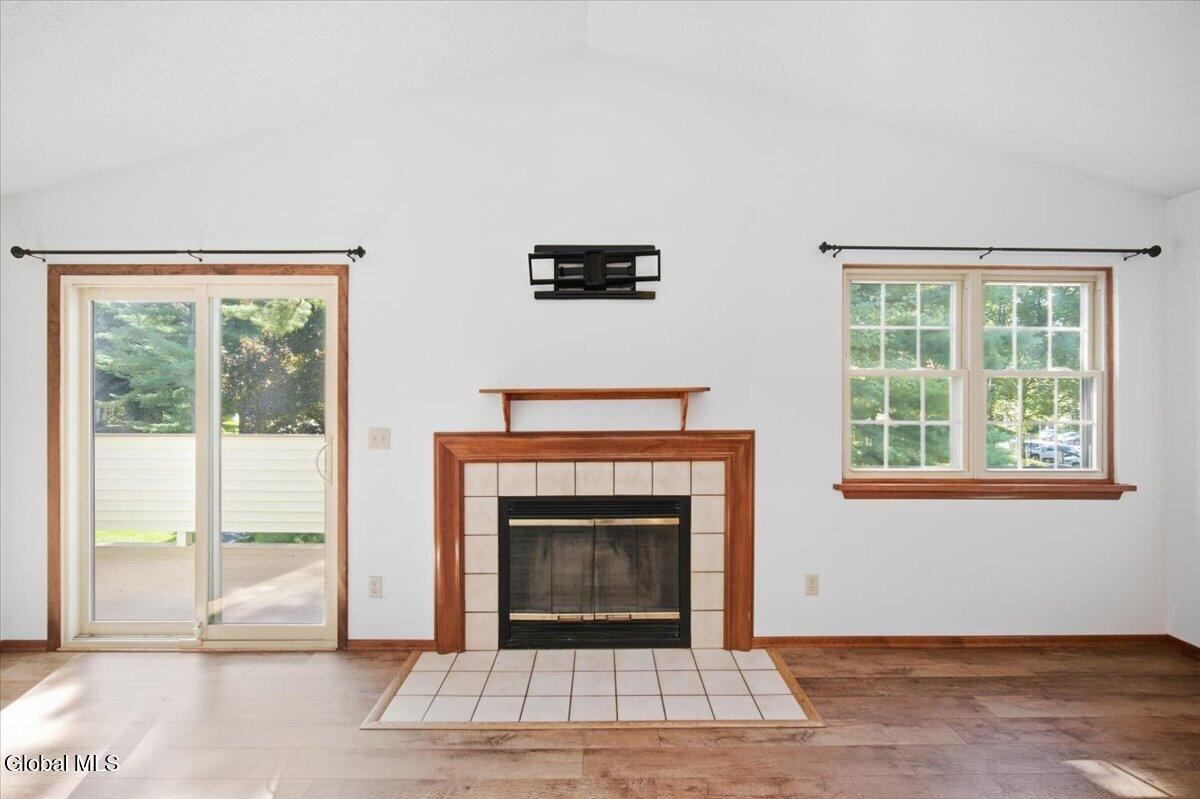 214 Monmouth Way Halfmoon NY 12065