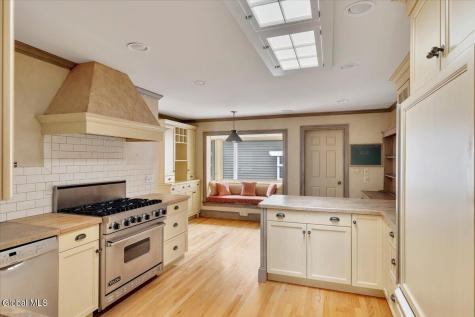 6 Collins Terrace Saratoga Springs NY 12866