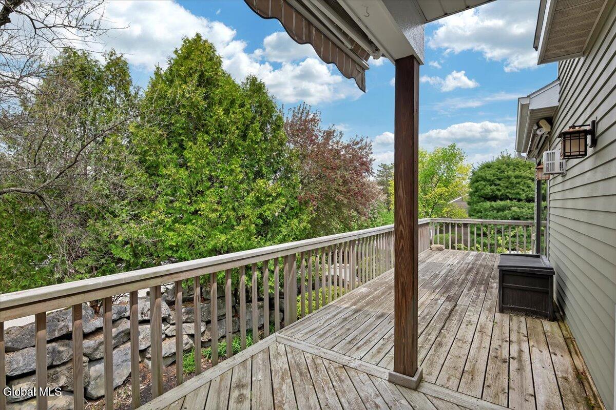 6 Collins Terrace Saratoga Springs NY 12866