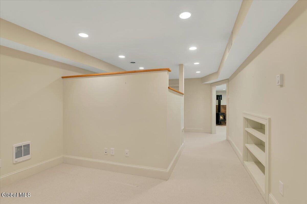 6 Collins Terrace Saratoga Springs NY 12866