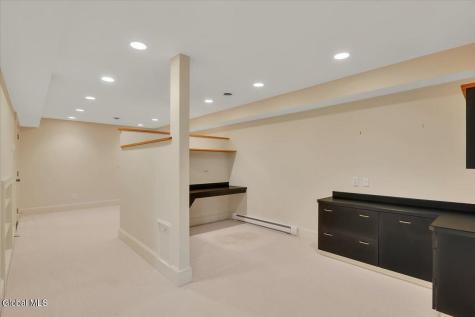 6 Collins Terrace Saratoga Springs NY 12866