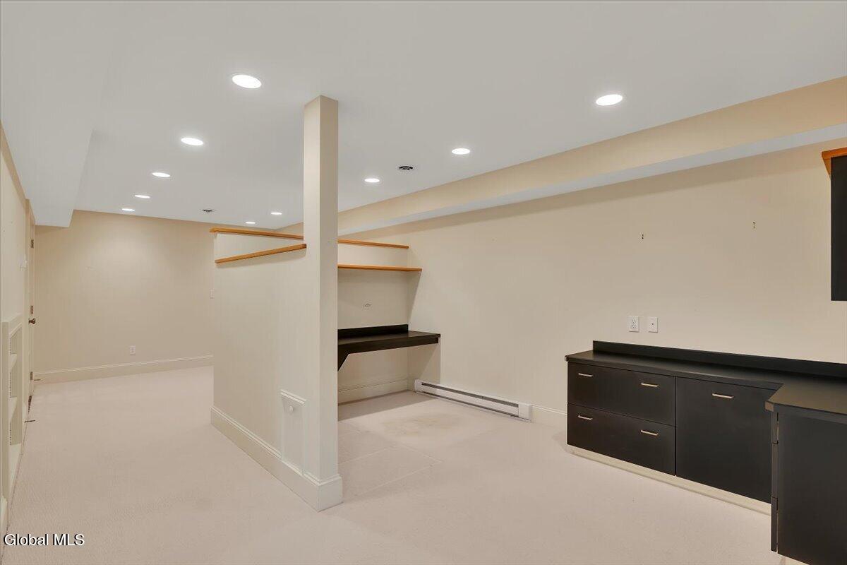 6 Collins Terrace Saratoga Springs NY 12866