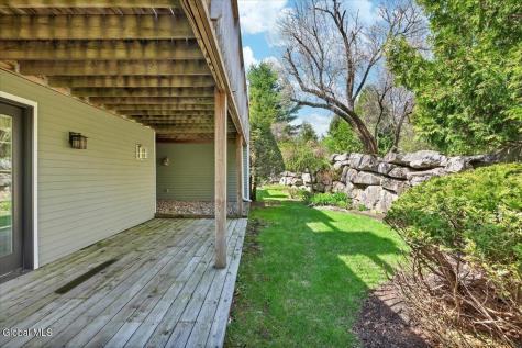 6 Collins Terrace Saratoga Springs NY 12866