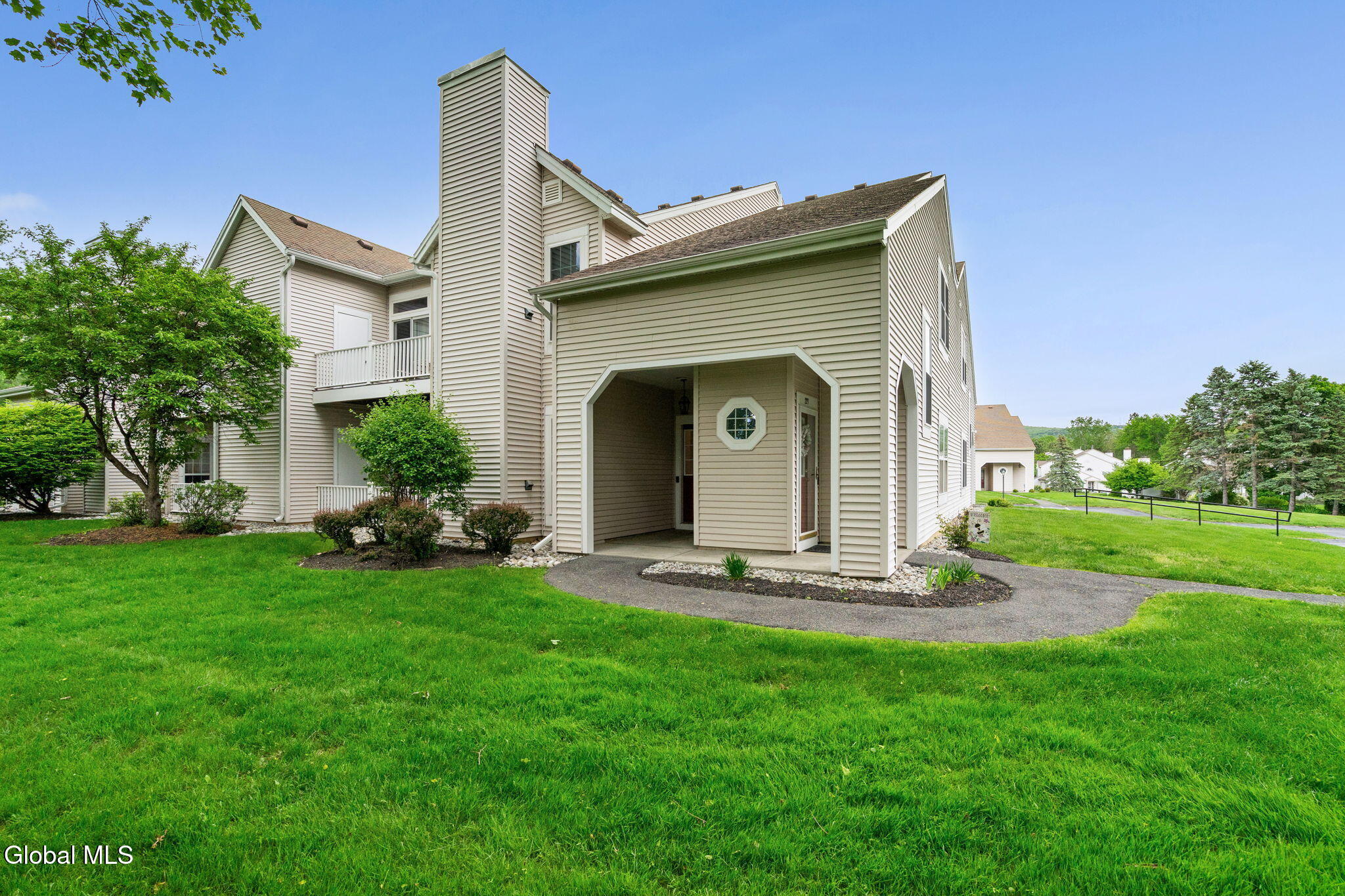 213 Diamond Rock Circle Troy NY 12182