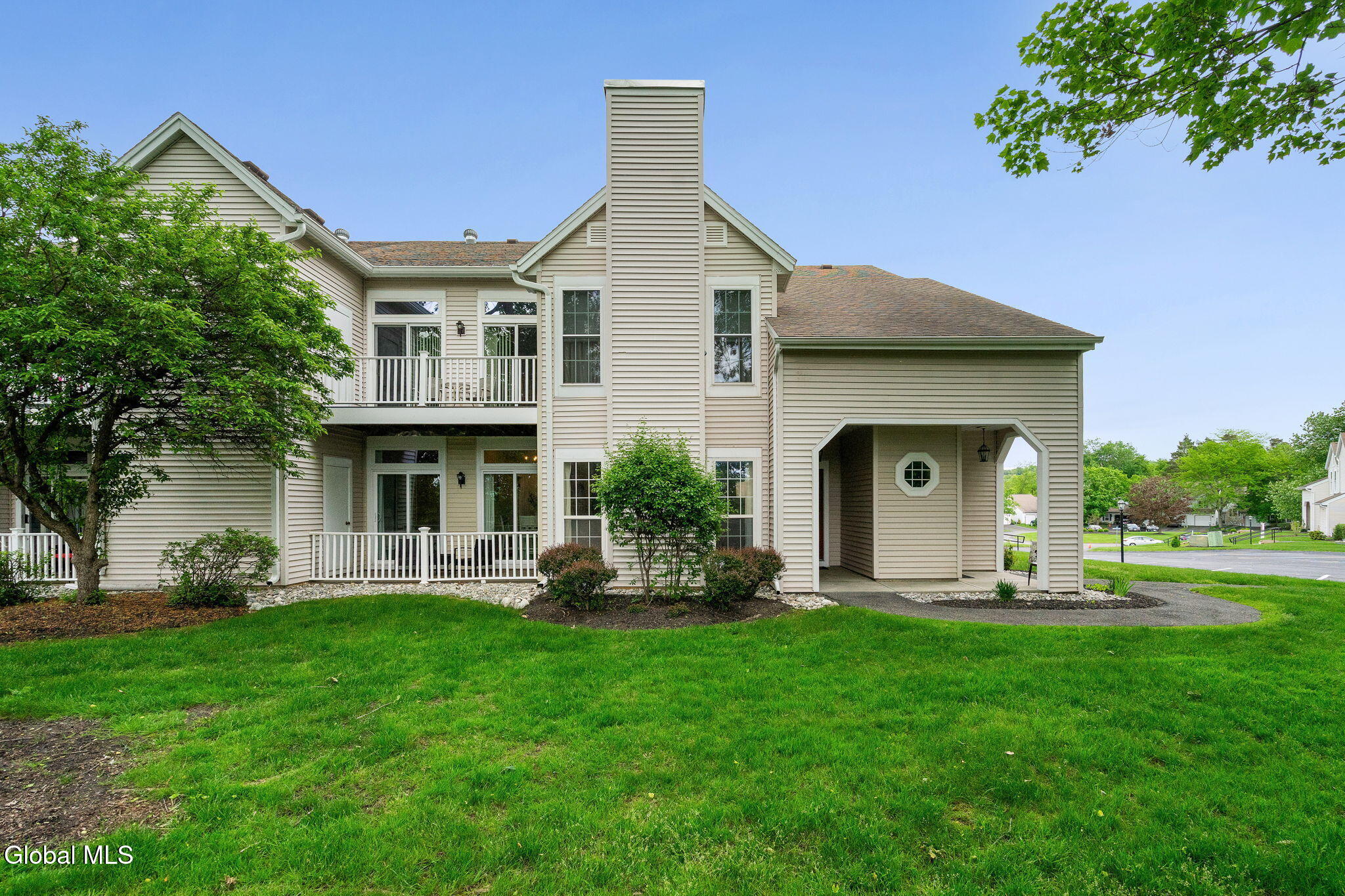 213 Diamond Rock Circle Troy NY 12182