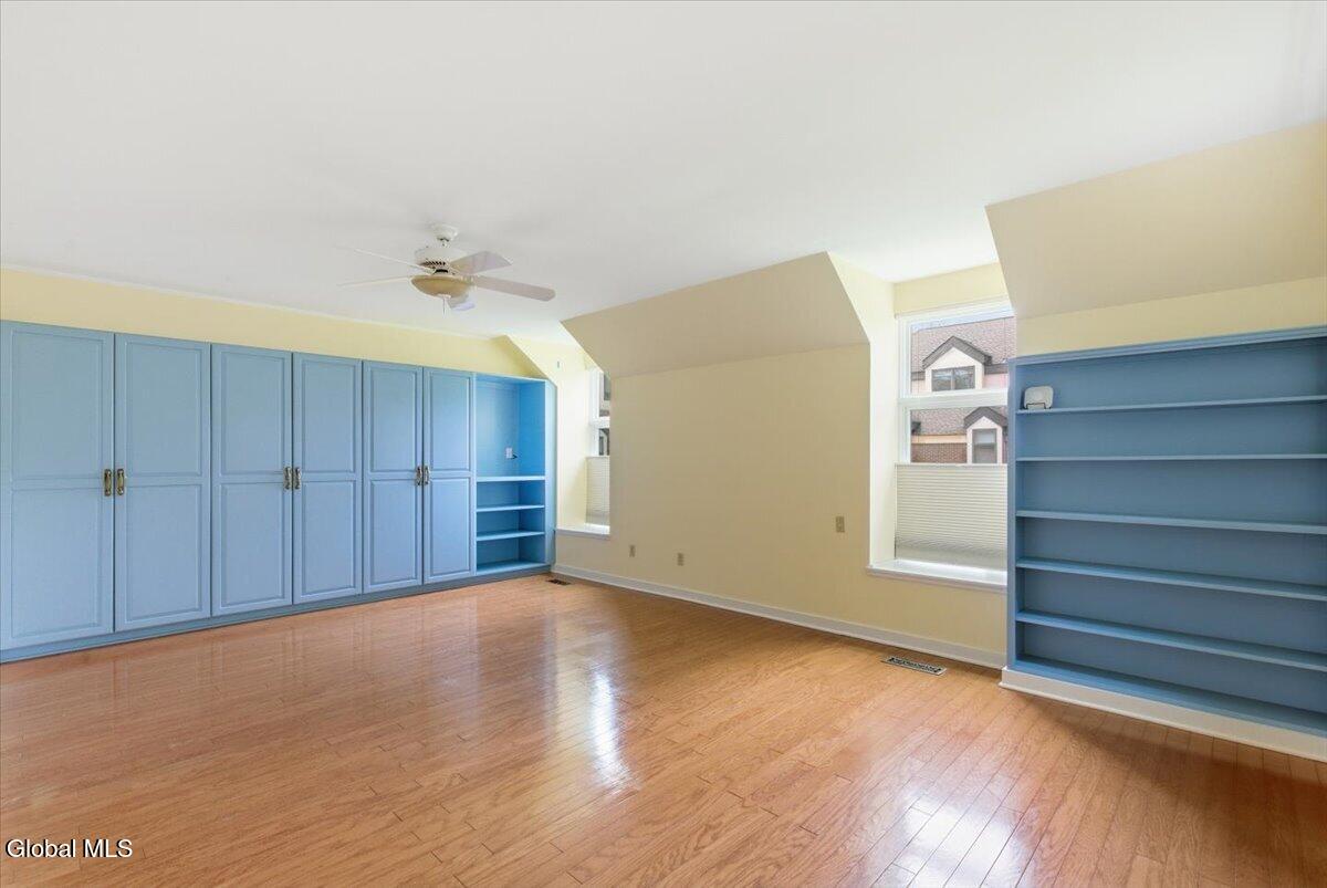 214 Colonial Avenue Albany NY 12208
