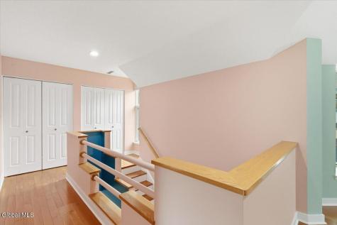 214 Colonial Avenue Albany NY 12208