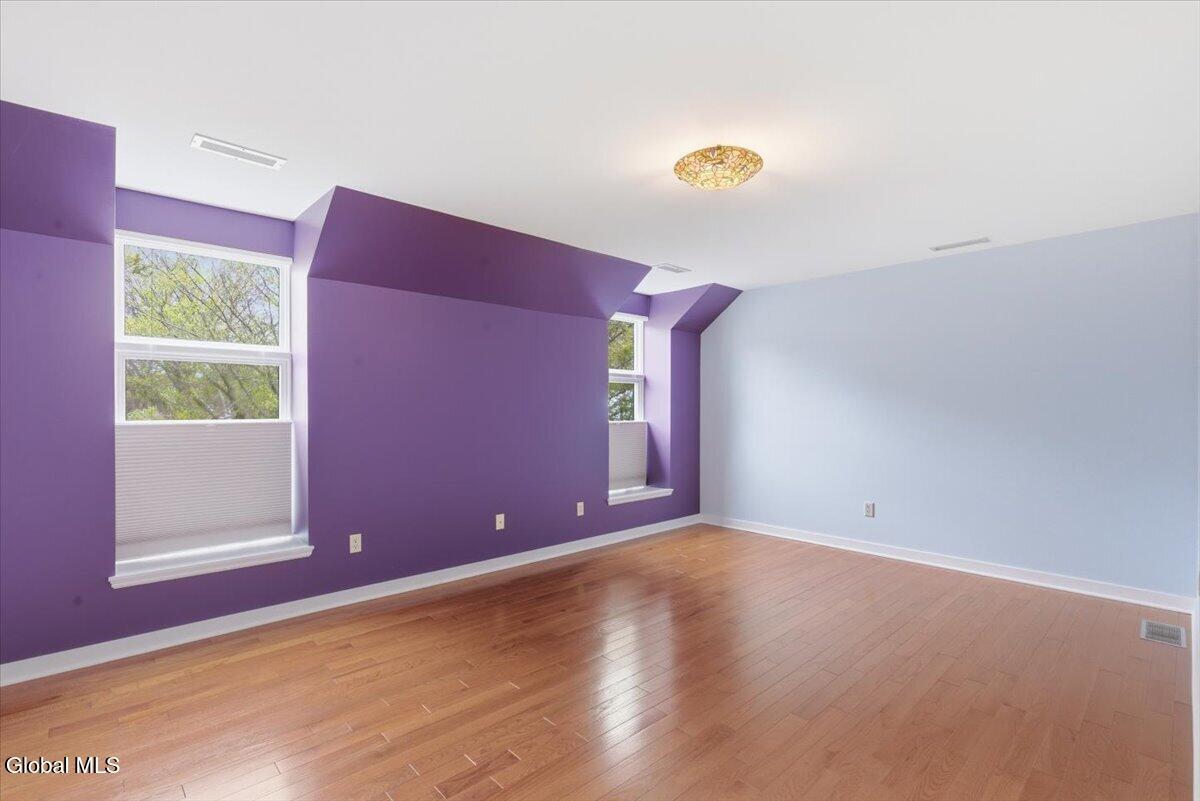 214 Colonial Avenue Albany NY 12208