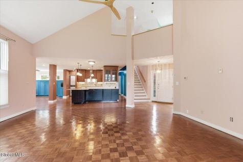 214 Colonial Avenue Albany NY 12208