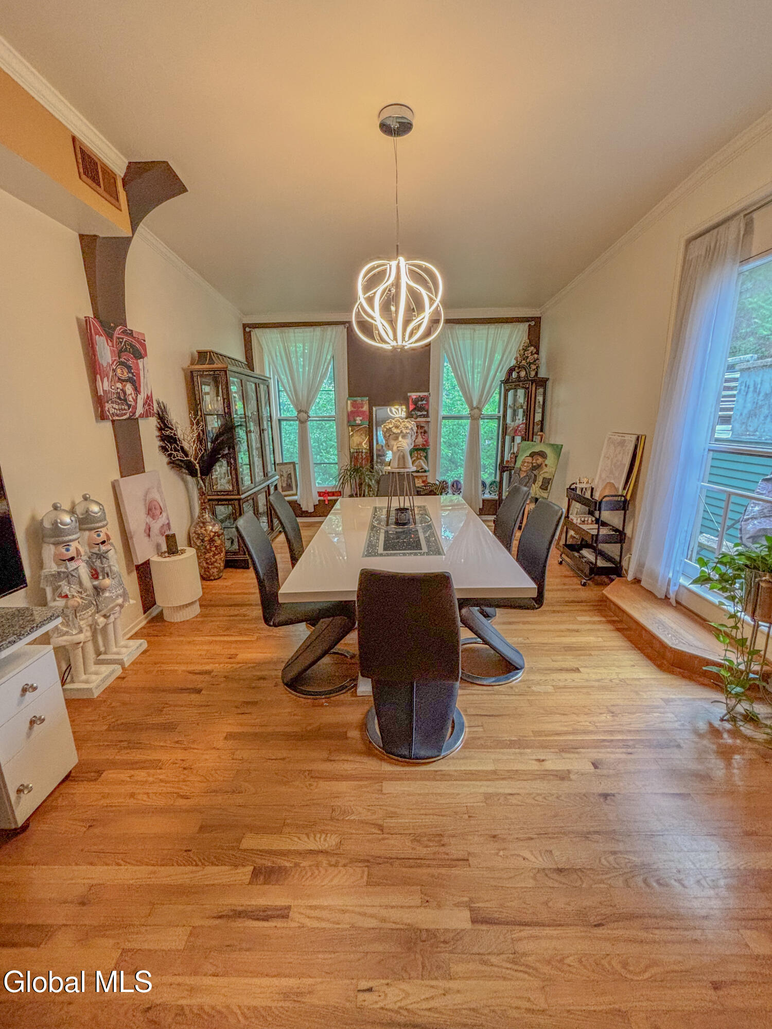 149 Lancaster Street Albany NY 12210