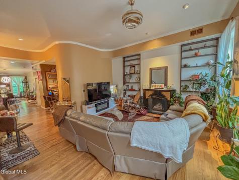 149 Lancaster Street Albany NY 12210