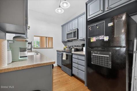 641 Mohawk Avenue Schenectady NY 12302