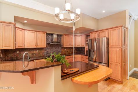 37 Clark Street Saratoga Springs NY 12866