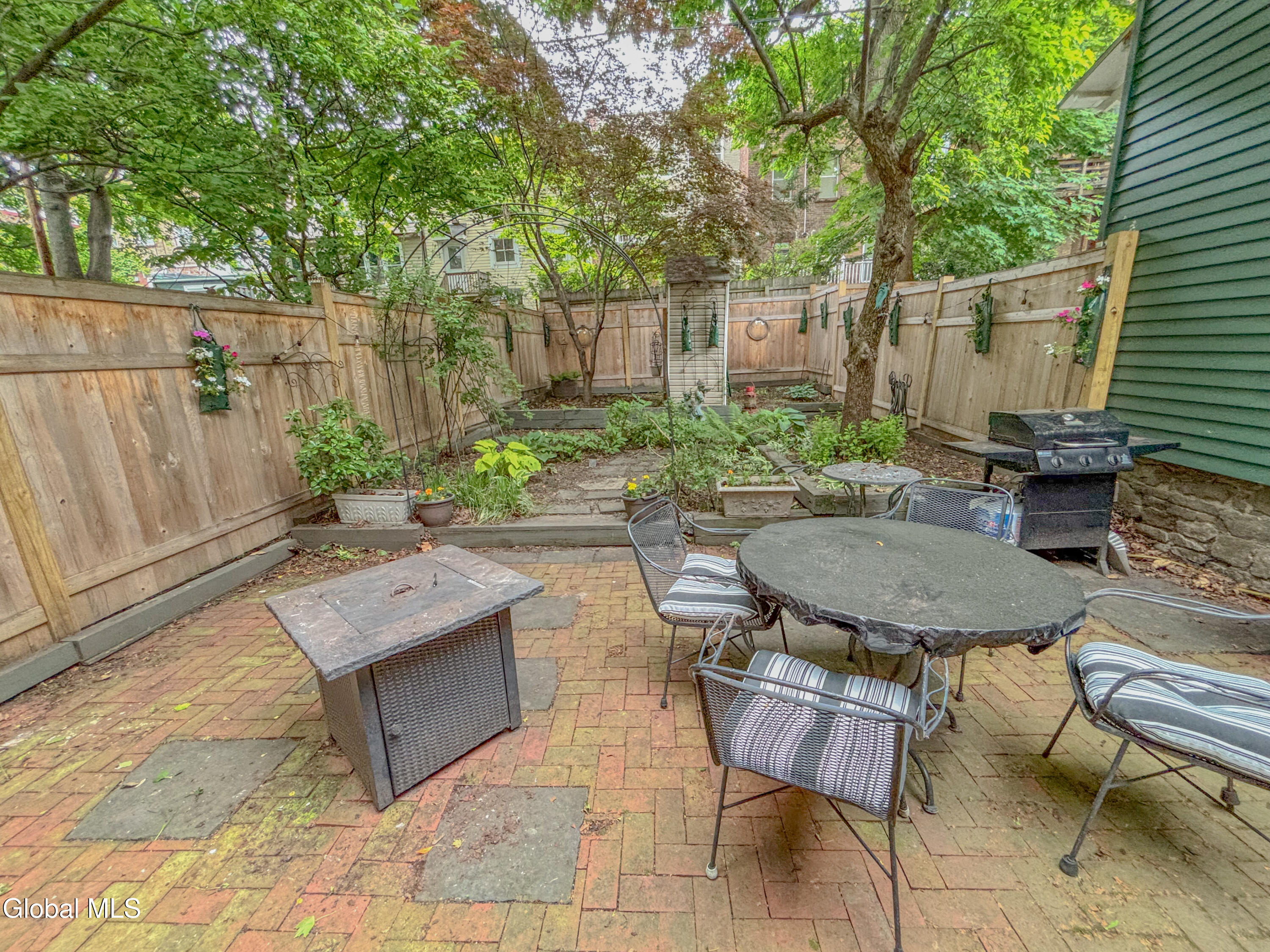 149 Lancaster Street Albany NY 12210