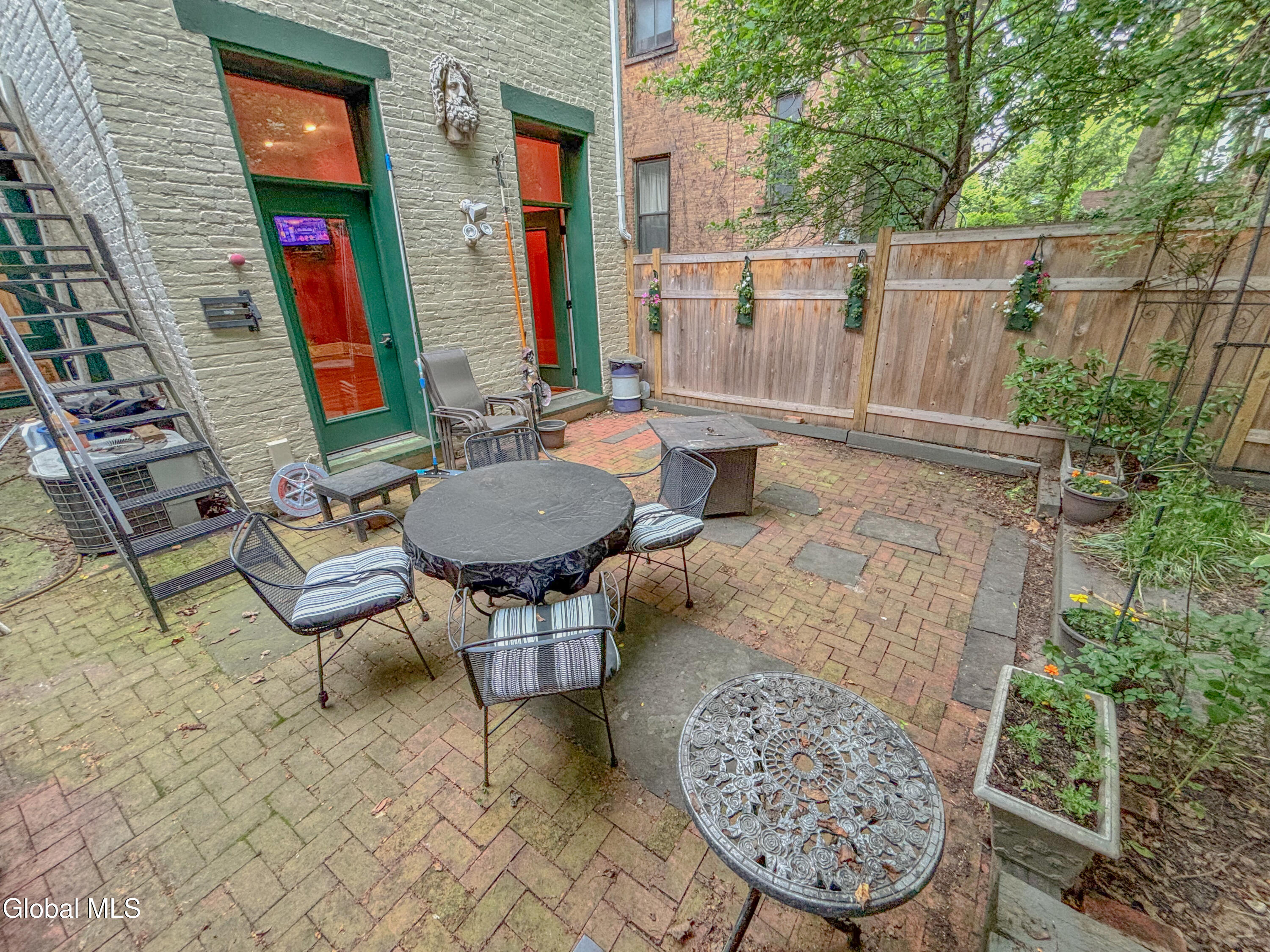 149 Lancaster Street Albany NY 12210