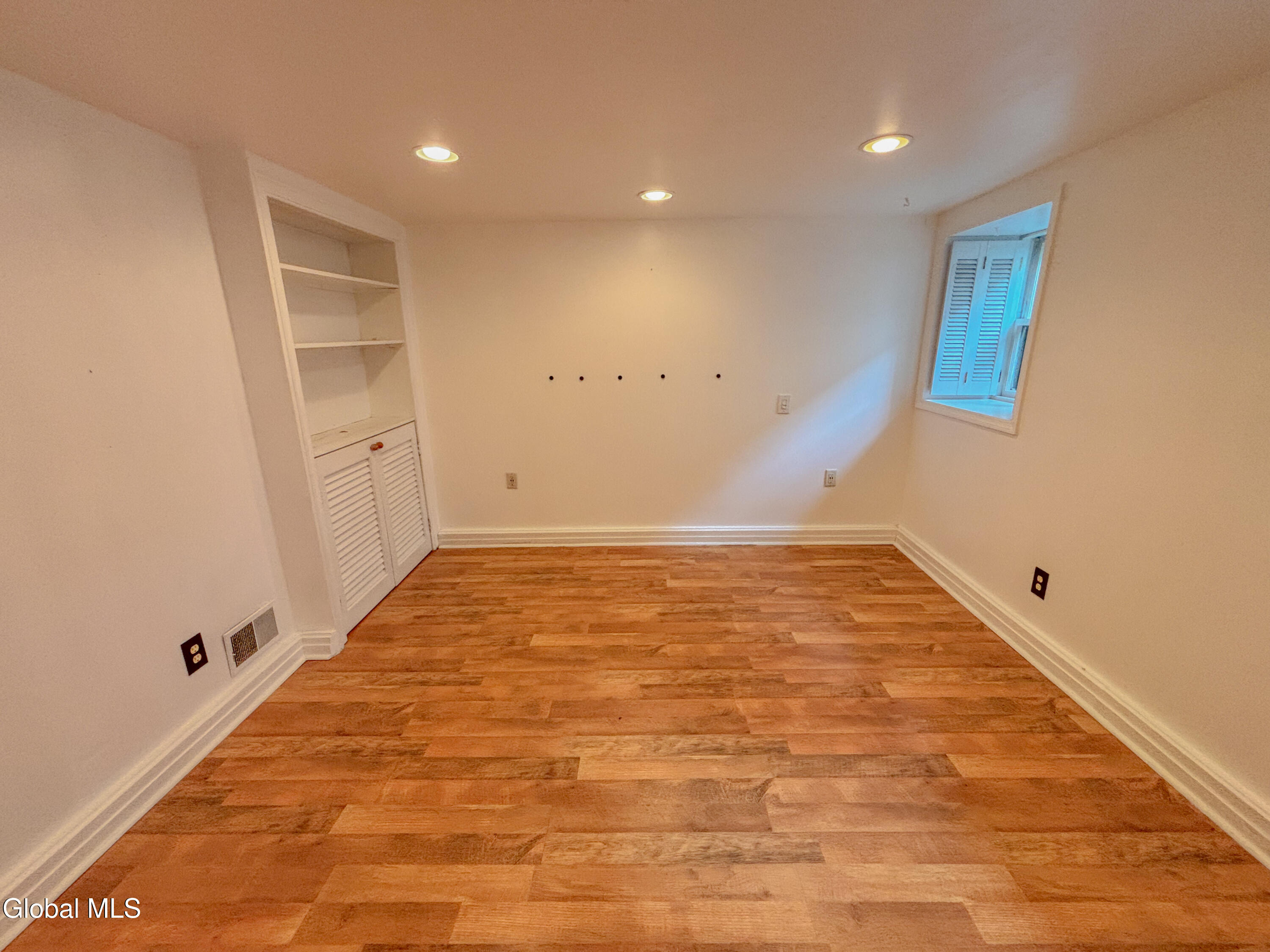 149 Lancaster Street Albany NY 12210