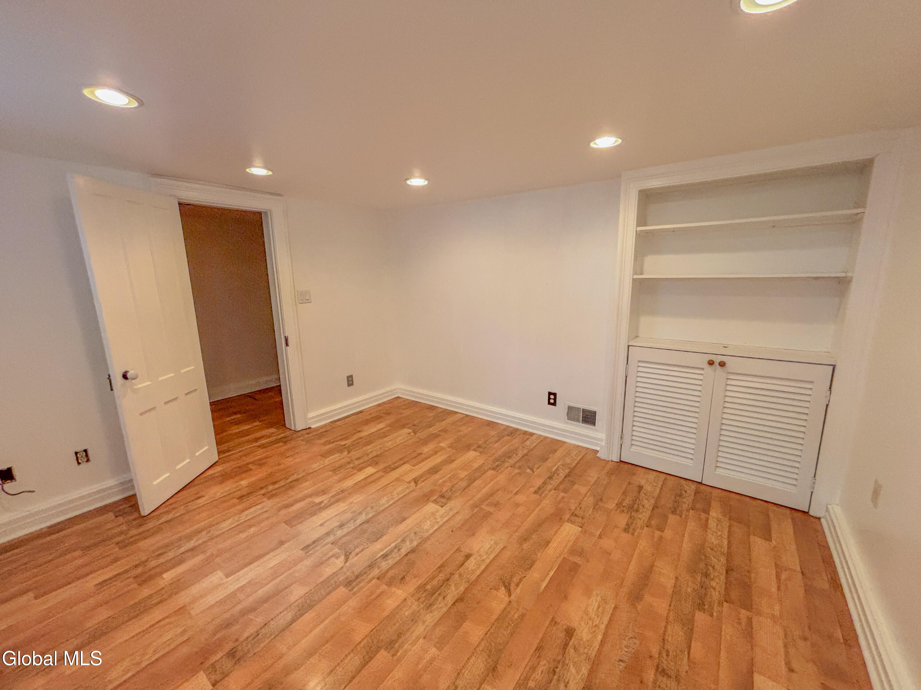 149 Lancaster Street Albany NY 12210