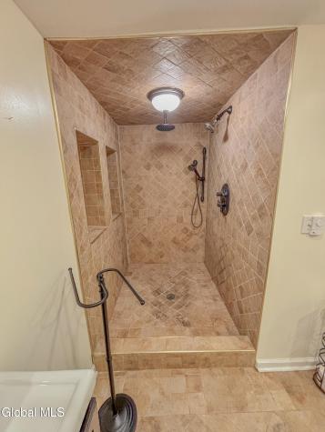 149 Lancaster Street Albany NY 12210