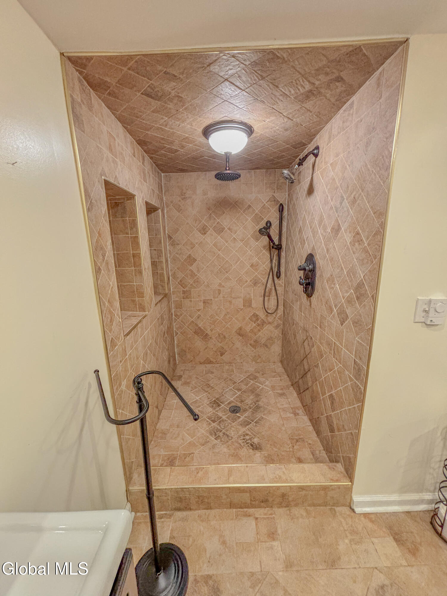 149 Lancaster Street Albany NY 12210