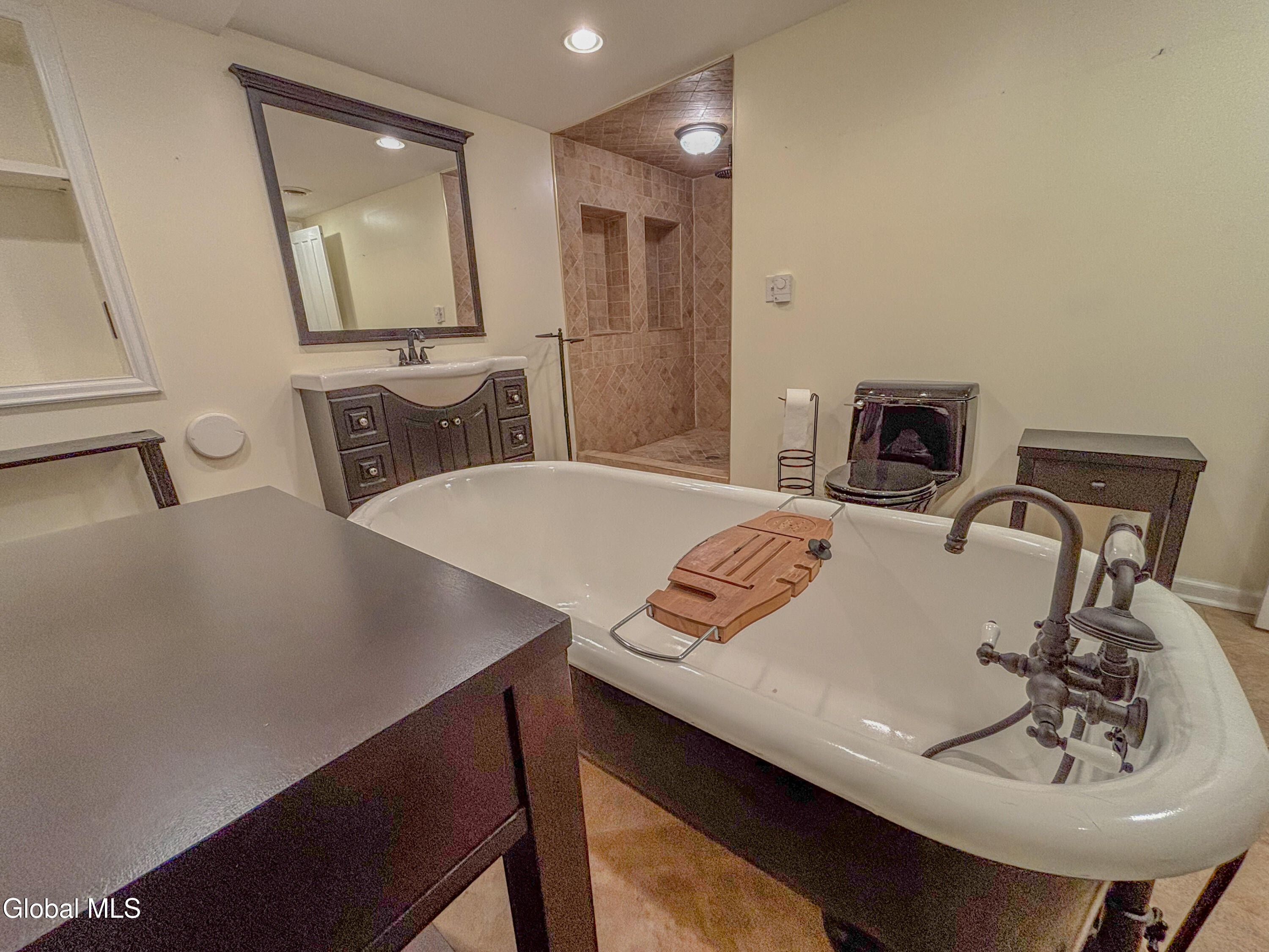 149 Lancaster Street Albany NY 12210
