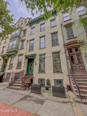 149 Lancaster Street Albany NY 12210