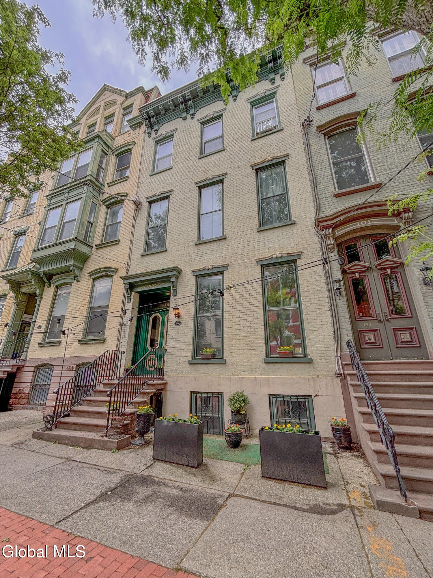 149 Lancaster Street Albany NY 12210