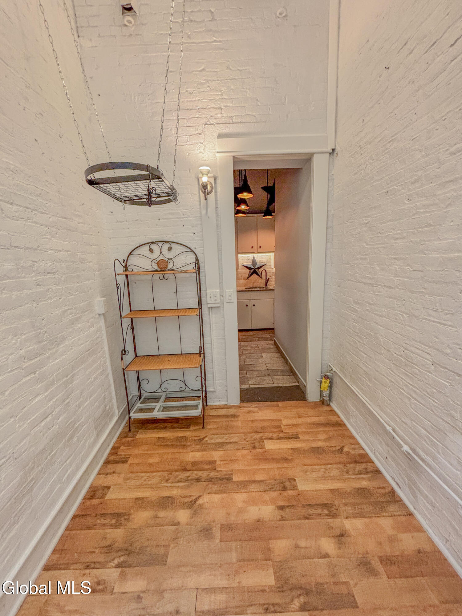 149 Lancaster Street Albany NY 12210