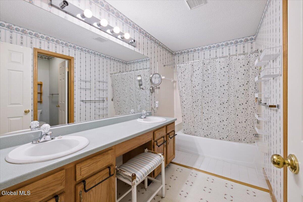 45 Cedar Court Queensbury NY 12804