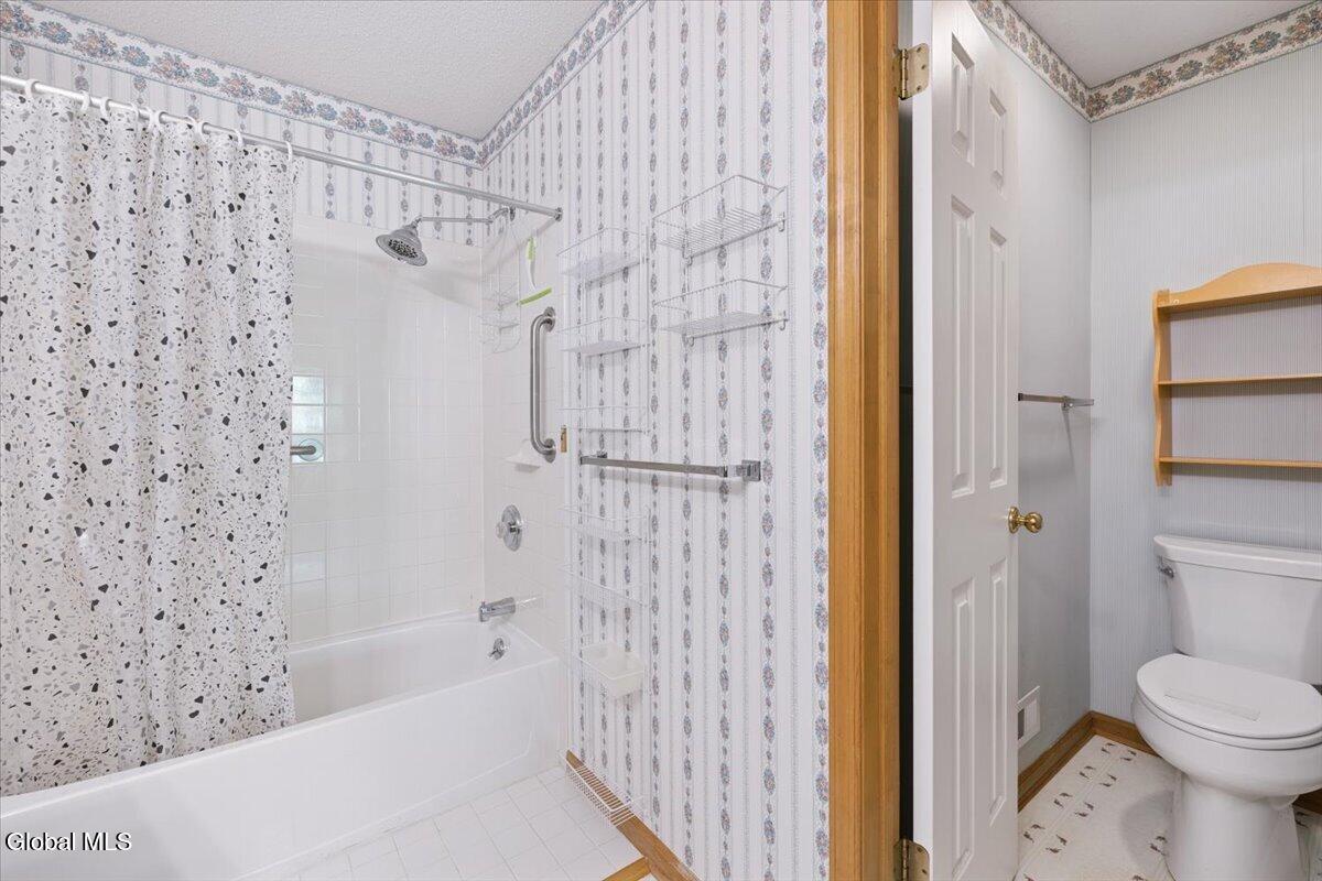 45 Cedar Court Queensbury NY 12804