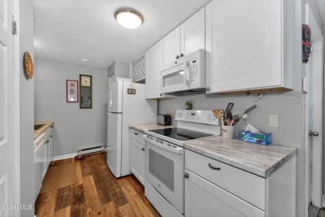 85 Wake Robin Road Malta NY 12020