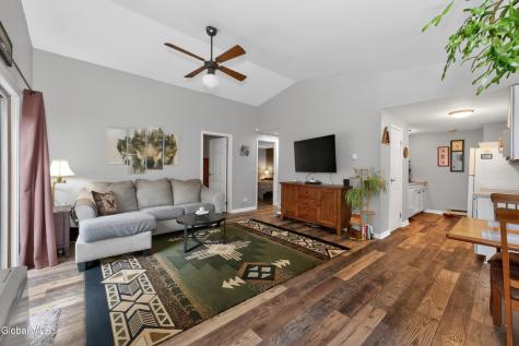 85 Wake Robin Road Malta NY 12020