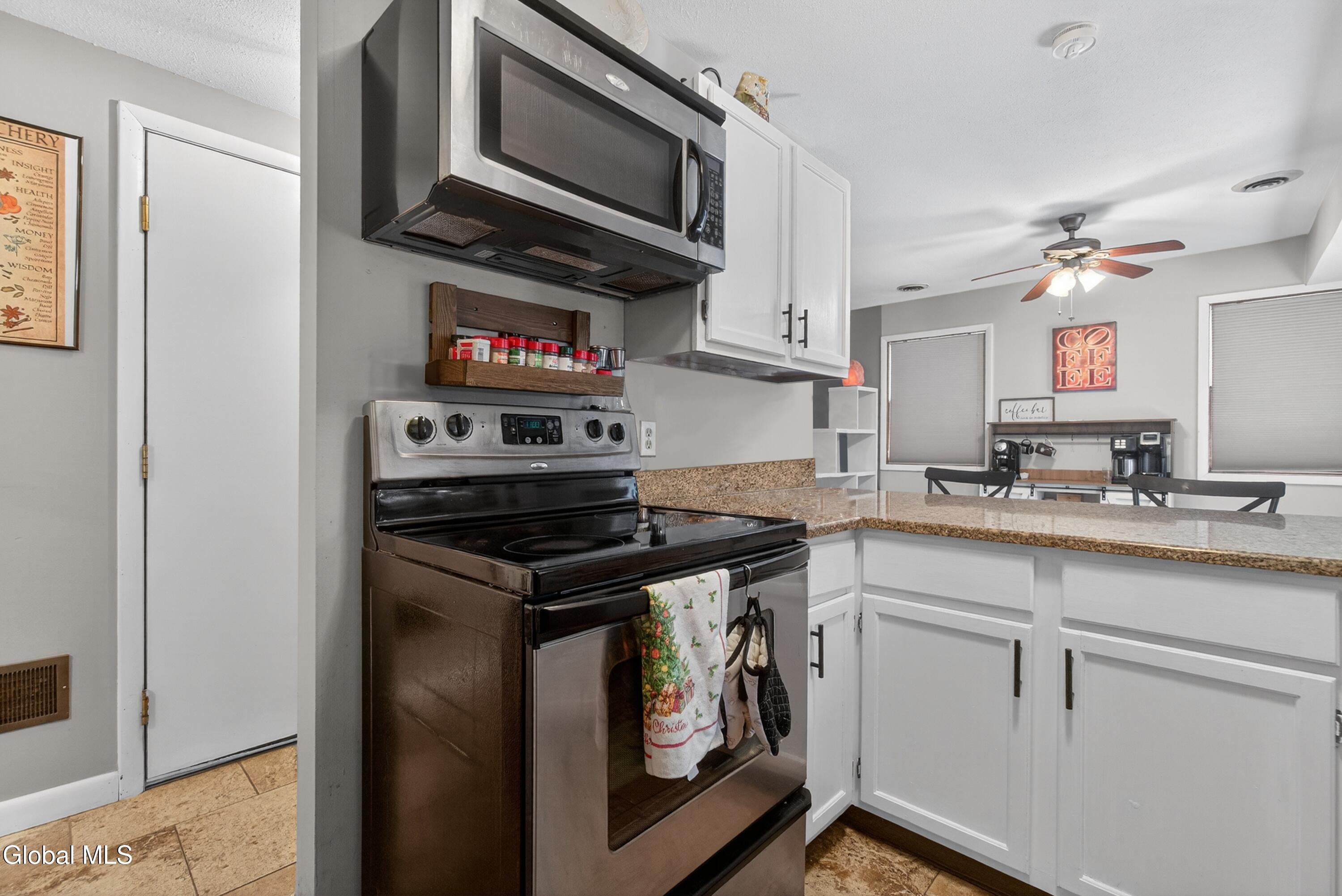 7 Cindy Way Cohoes NY 12047