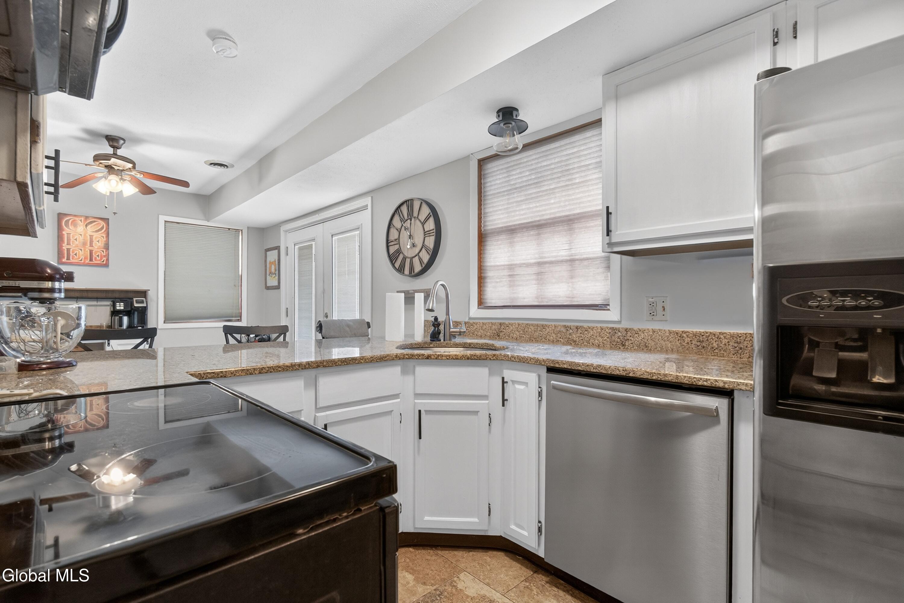 7 Cindy Way Cohoes NY 12047