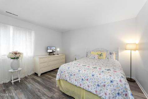 119 Fort Hunter Road Guilderland NY 12303