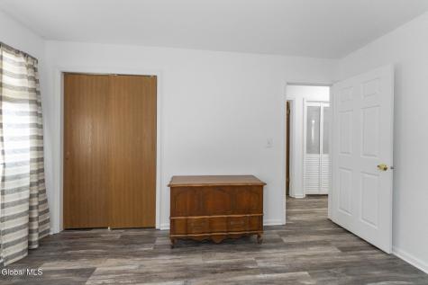 119 Fort Hunter Road Guilderland NY 12303