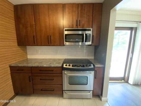 170 Cedarview Lane Watervliet NY 12189