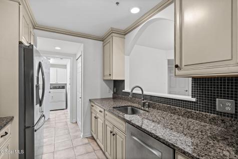 502 Mallards Pond Lane Schenectady NY 12303