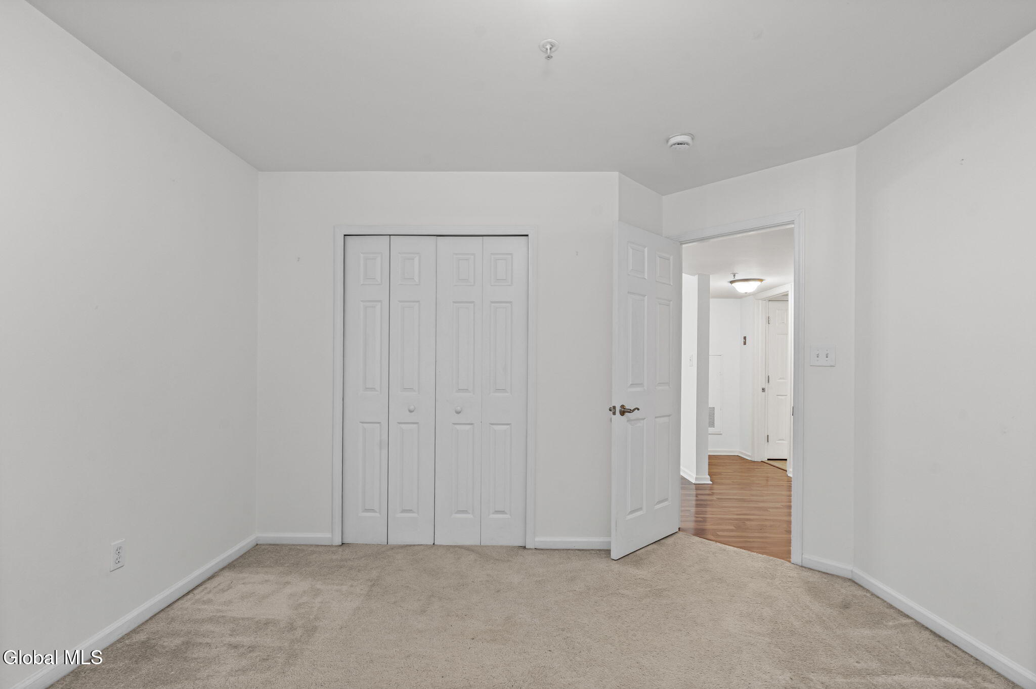 502 Mallards Pond Lane Schenectady NY 12303