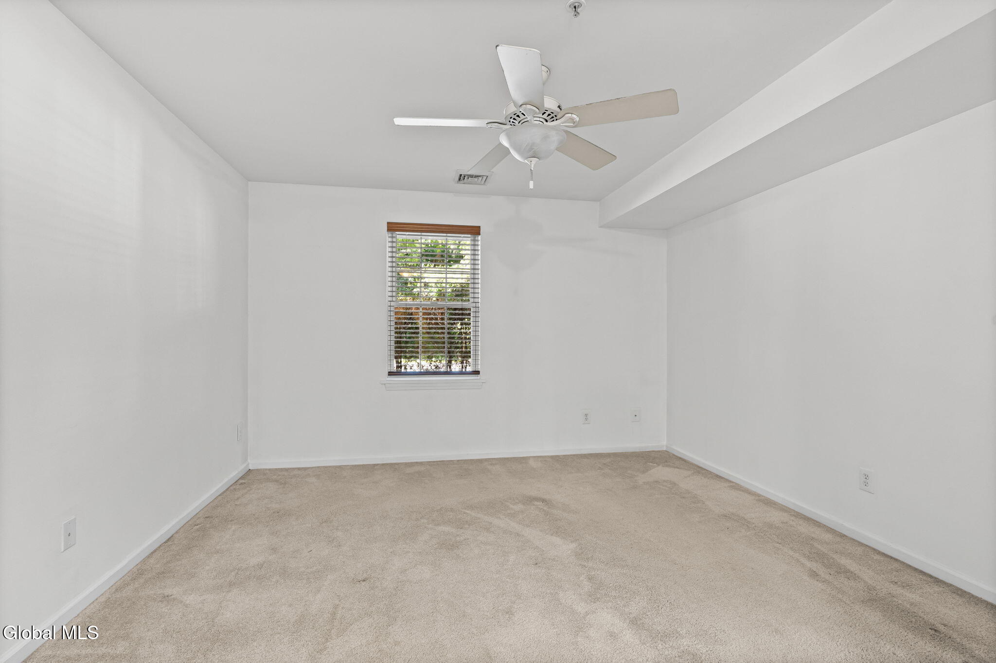 502 Mallards Pond Lane Schenectady NY 12303
