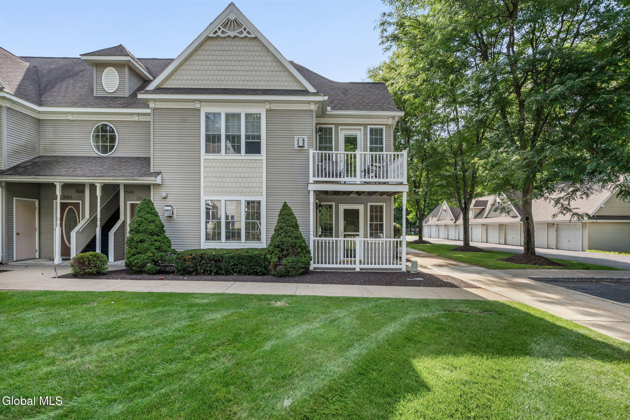 502 Mallards Pond Lane Schenectady NY 12303