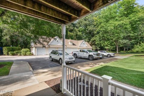 502 Mallards Pond Lane Schenectady NY 12303