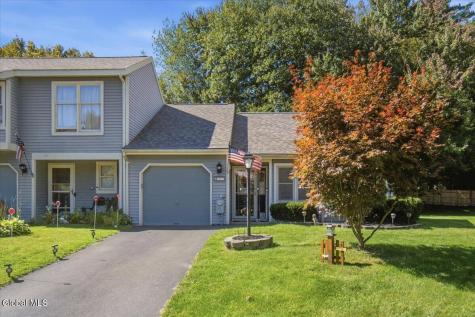 22 Cromwell Drive Halfmoon NY 12065