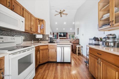 22 Cromwell Drive Halfmoon NY 12065