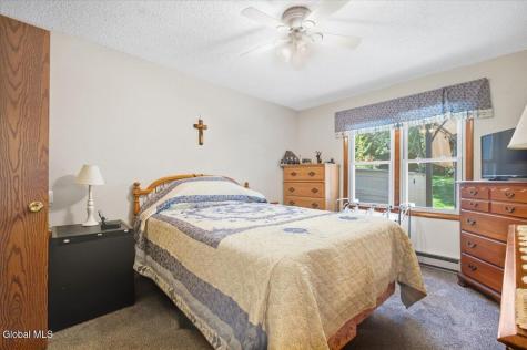 22 Cromwell Drive Halfmoon NY 12065